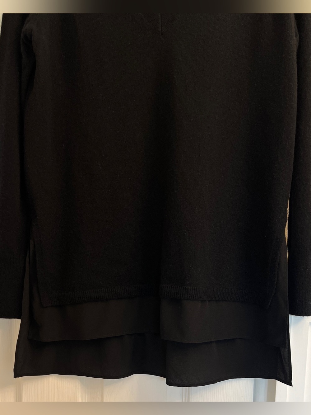 Vince Mixed Media V-Neck Tunic Sweater Wool Cashmere Silk Trim Black XS - Picture 3 of 9